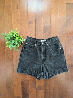 WASHED BLACK 90s VINTAGE JEAN SHORTS